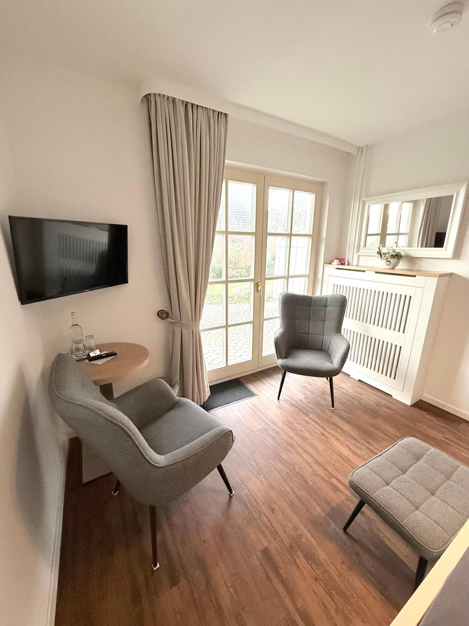 Hotel Garni Seeluft Buesum 外观 照片